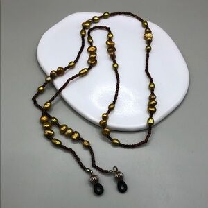 Cultured dyed freshwater baroque pearls glasses sunglasses holder strap.
